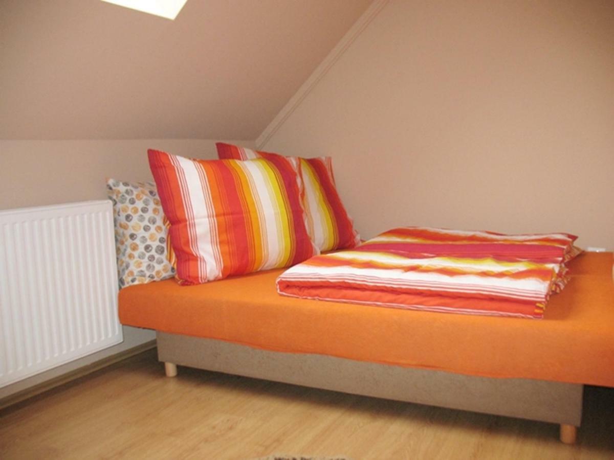 Kutyabarát medencés apartman Gyenesdiáson Kültér fotó